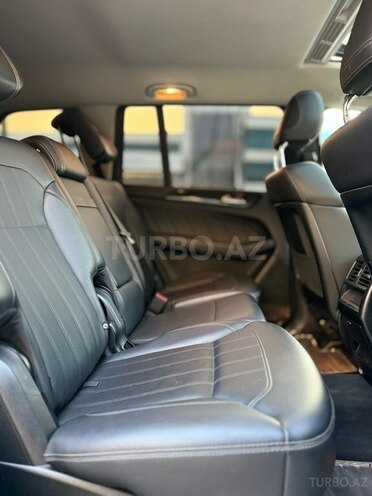 Mercedes GL 450 4MATIC-13