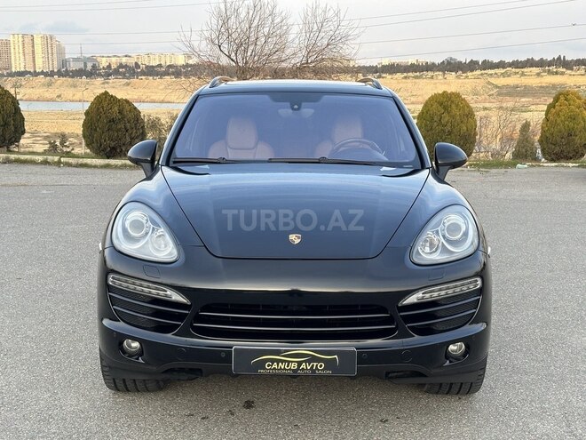 Porsche Cayenne-4