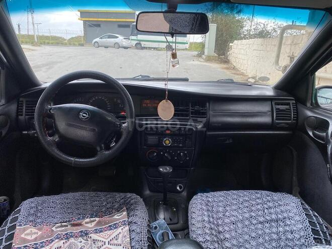 Opel Vectra 1996, 378,000 km - 1.8 l - Bakı