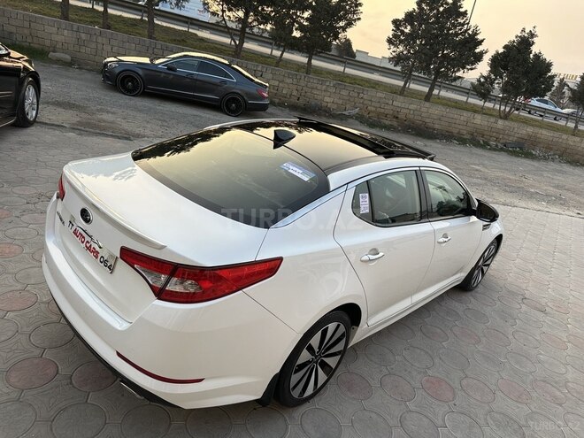 Kia Optima-4