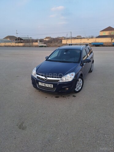 Opel Astra 2008, 258,000 km - 1.3 l - Salyan