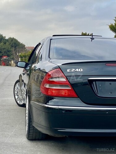 Mercedes E 240 2002, 236,000 km - 2.4 l - Bakı