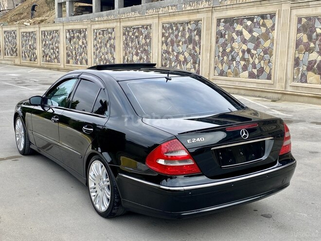 Mercedes E 240 2002, 236,000 km - 2.4 l - Bakı