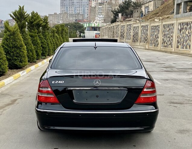 Mercedes E 240 2002, 236,000 km - 2.4 l - Bakı