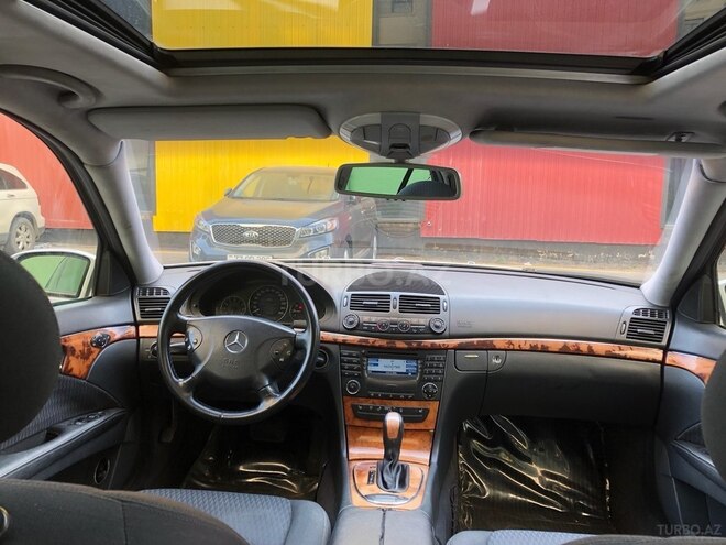 Mercedes E 240 2003, 315,234 km - 2.4 l - Bakı