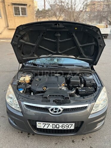 Hyundai i30-6