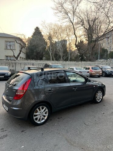 Hyundai i30-7