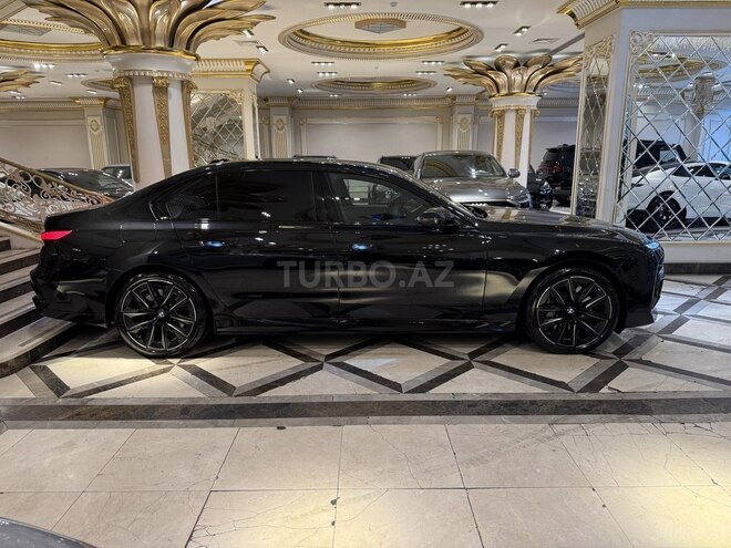 BMW 750e xDrive-3