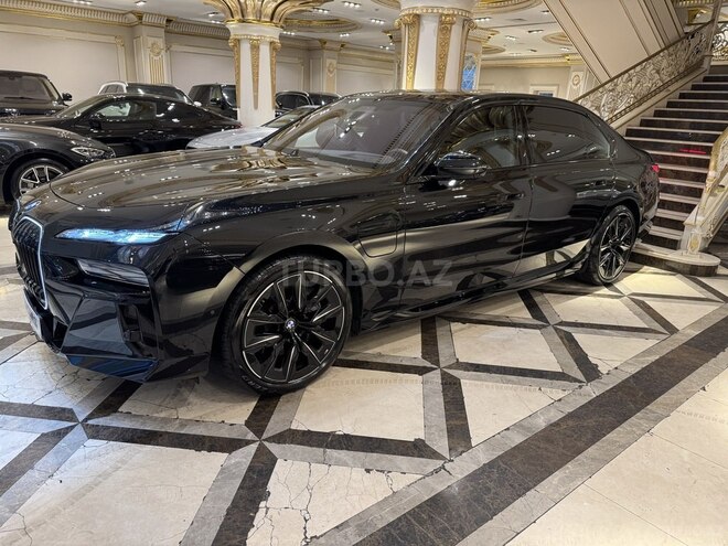 BMW 750e xDrive-4