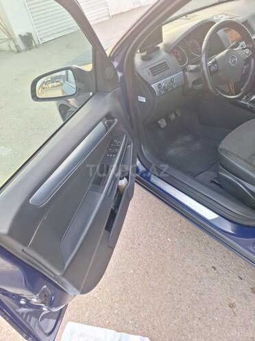 Opel Astra 2008, 258,000 km - 1.3 l - Salyan