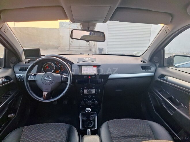 Opel Astra 2008, 258,000 km - 1.3 l - Salyan