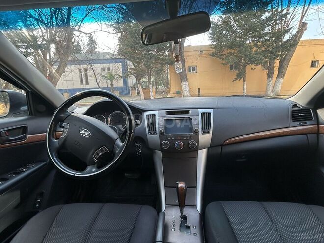 Hyundai Sonata 2009, 179,682 km - 2.4 л - Salyan