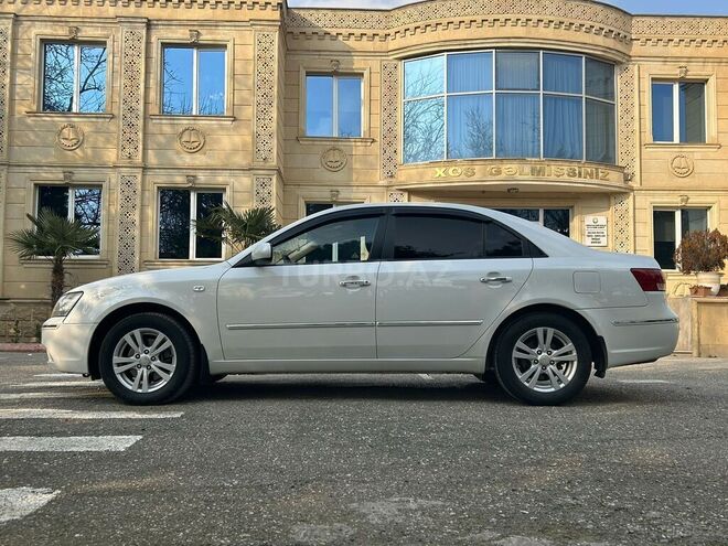 Hyundai Sonata 2009, 179,682 km - 2.4 л - Salyan