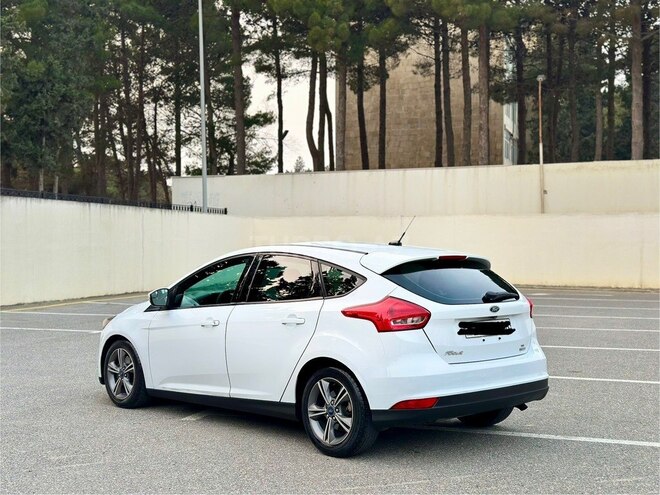 Ford Focus 2015, 211,420 km - 1.6 l - Sumqayıt