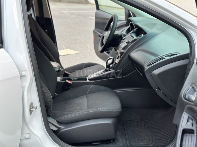Ford Focus 2015, 211,420 km - 1.6 l - Sumqayıt