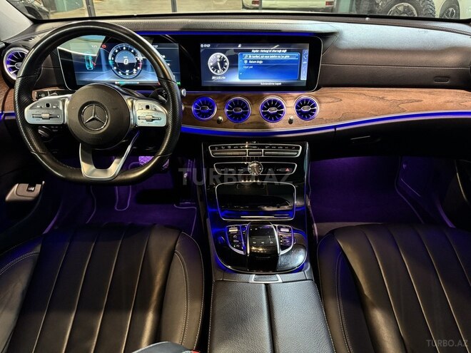Mercedes E 200 d 2016, 180,400 km - 2.0 л - Bakı