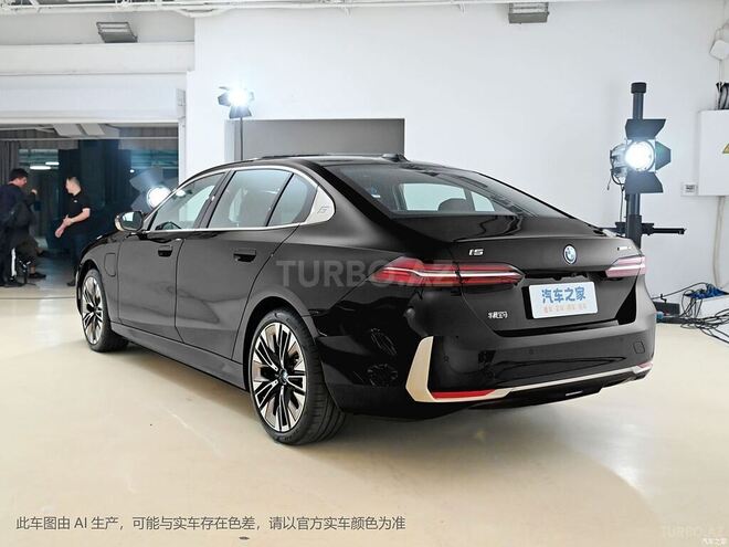 BMW i5 2025, 0 km - 0.0 l - Bakı