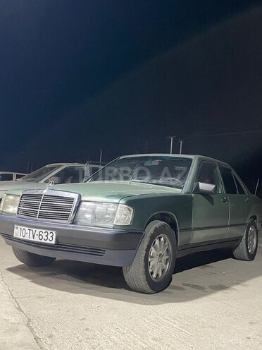 Mercedes 190 1988, 400,000 km - 2.0 l - Xudat