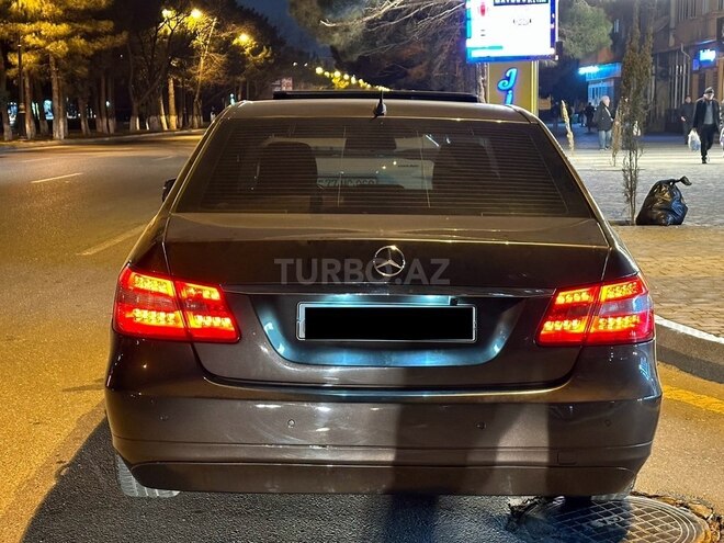 Mercedes E 220 d 2009, 235,000 km - 2.2 l - Bakı