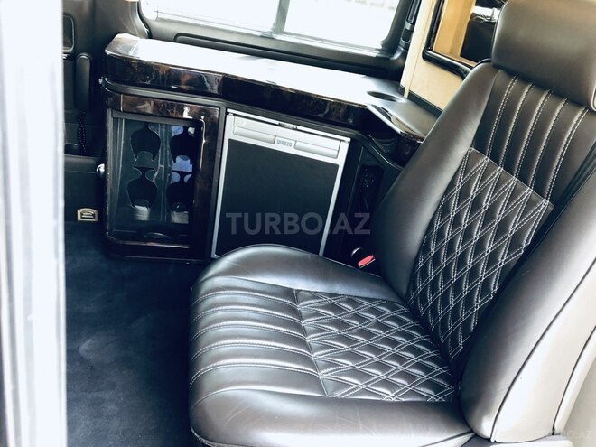 Volkswagen Multivan 2009, 610,410 km - 3.2 л - Bakı