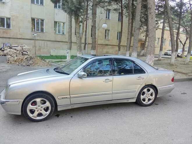 Mercedes E 220 d 2001, 475,575 km - 2.2 l - Bakı