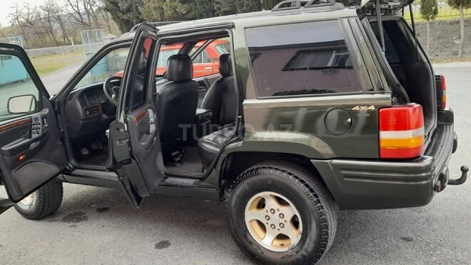 Jeep Grand Cherokee 1996, 300,000 km - 4.0 l - Zaqatala