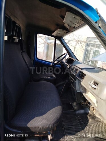 GAZ 2705 1997, 100,000 km - 2.4 l - Qax