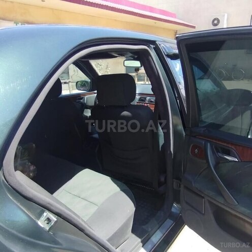 Mercedes E 220 d 2000, 417,852 km - 2.2 l - Beyləqan