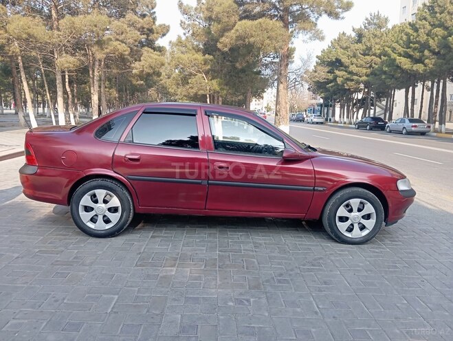 Opel Vectra 1997, 390,000 km - 1.8 l - Sumqayıt