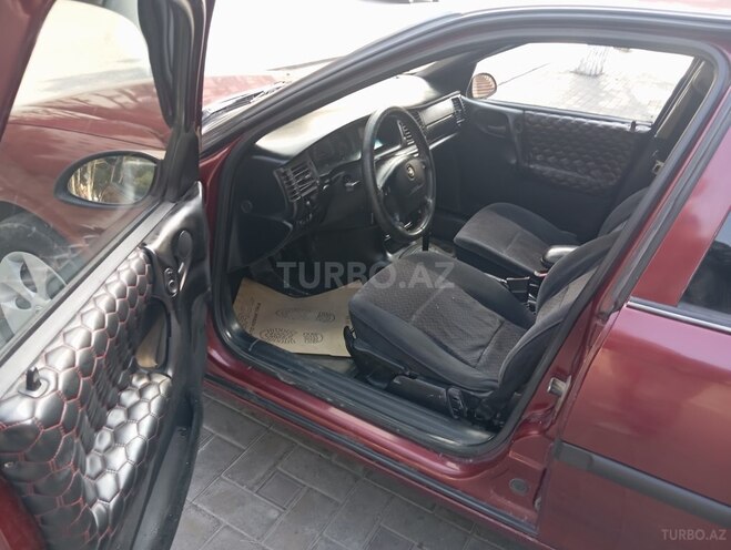 Opel Vectra 1997, 390,000 km - 1.8 l - Sumqayıt