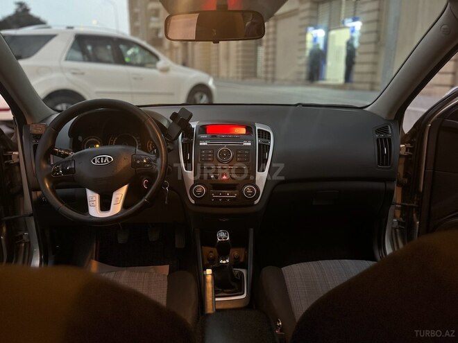 Kia Ceed 2010, 270,000 km - 1.6 l - Bakı