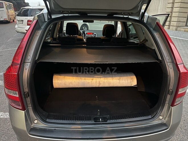 Kia Ceed 2010, 270,000 km - 1.6 l - Bakı