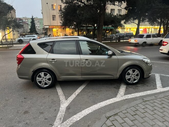 Kia Ceed 2010, 270,000 km - 1.6 l - Bakı