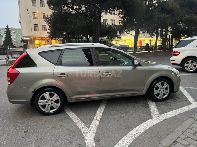 Kia Ceed 2010, 270,000 km - 1.6 l - Bakı