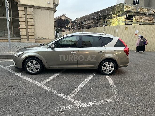 Kia Ceed 2010, 270,000 km - 1.6 l - Bakı