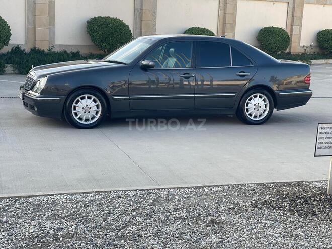 Mercedes E 240 2000, 324,000 km - 2.4 l - Bakı