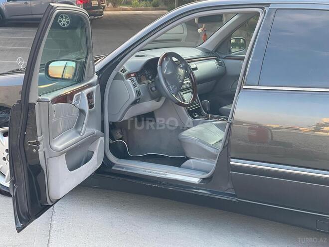 Mercedes E 240 2000, 324,000 km - 2.4 l - Bakı