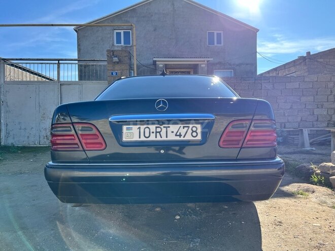 Mercedes E 240 1998, 365,000 km - 2.4 l - Bakı