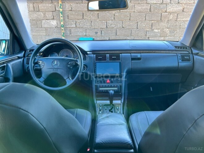 Mercedes E 240 1998, 365,000 km - 2.4 l - Bakı