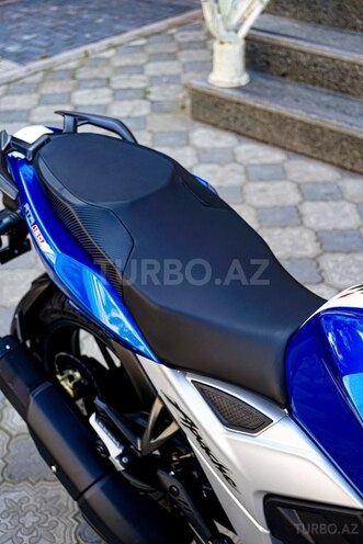 TVS Apache RTR 160 4V-11