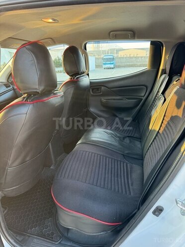 Mitsubishi L200 2020, 119,000 km - 2.4 l - Bakı
