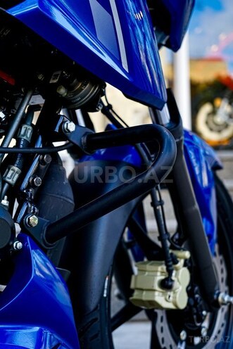 TVS Apache RTR 160 4V-17
