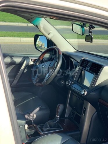 Toyota Land Cruiser Prado 2010, 145,000 km - 2.7 l - Bakı