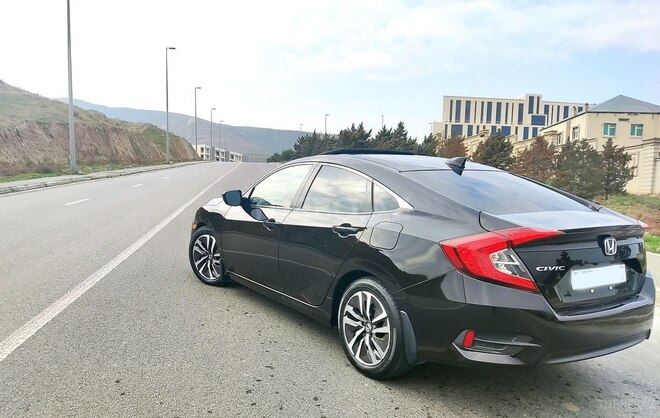 Honda Civic 2018, 184,000 km - 1.5 l - Bakı