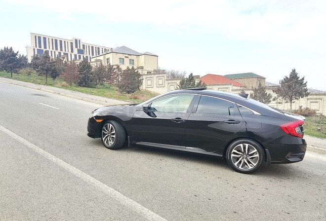 Honda Civic 2018, 184,000 km - 1.5 l - Bakı