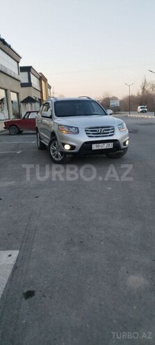 Hyundai Santa Fe-1