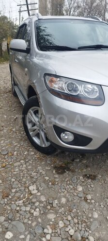 Hyundai Santa Fe-5