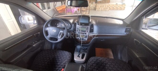 Hyundai Santa Fe-10