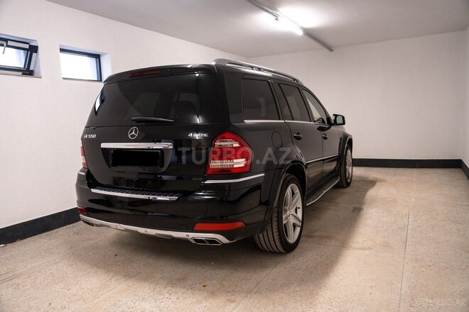 Mercedes GL 550-4