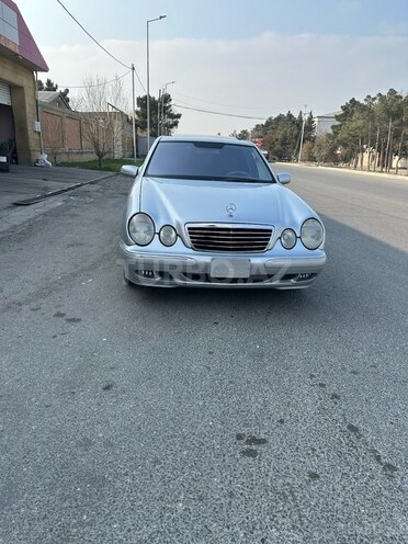 Mercedes E 320 2001, 275,000 km - 3.2 л - Bakı